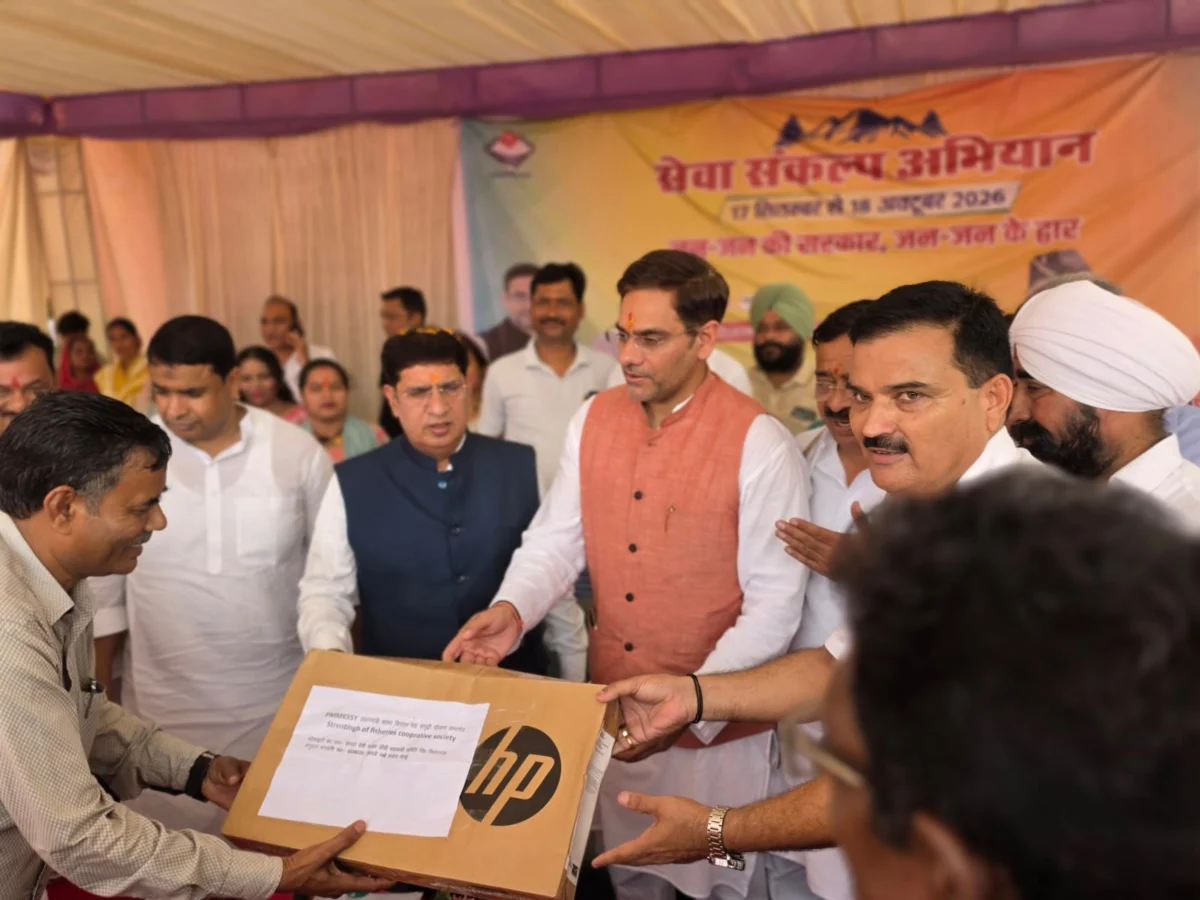 सेवा संकल्प अभियान के तहत सरकार जन-जन के द्वार,सितारगंज बहुउद्देशीय शिविर में बांटे गए चेक व उपकरण,अनुपस्थित अफसरों का स्पष्टीकरण तलब
